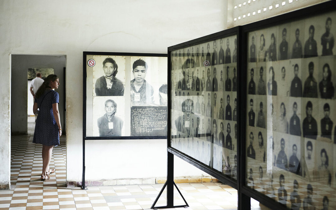 Khmer Rouge History Tour Killing Fields and Tuol Sleng