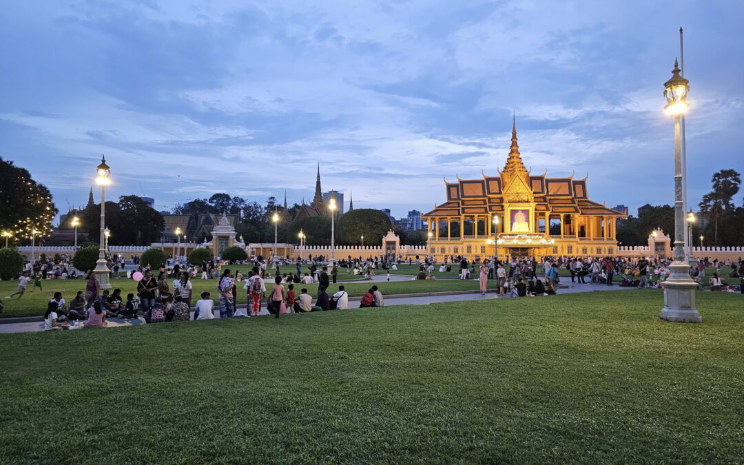 Cambodia Highlights 5 Days Tour Package with Angkor Wat